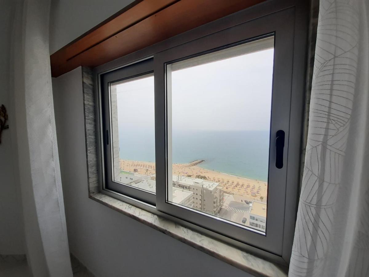 Vista Praia 16- Wifi, Remodelado, 80Mt Praia Quarteira Luaran gambar